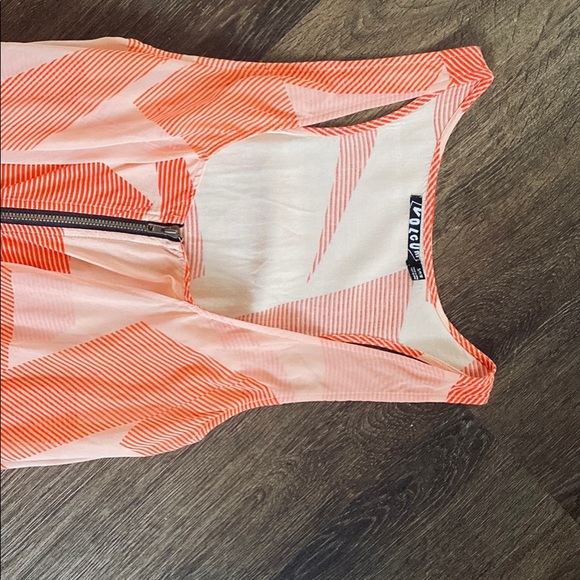 Genuine VOLCOM dress - Picture 3 of 8